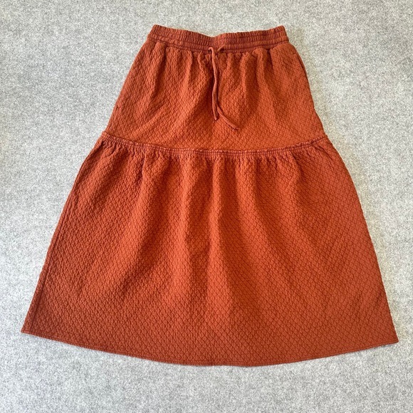 Madewell Dresses & Skirts - Madewell Size XS Diamond Quilted Tiered Midi Skirt Rust Orange Mahogany Cotton